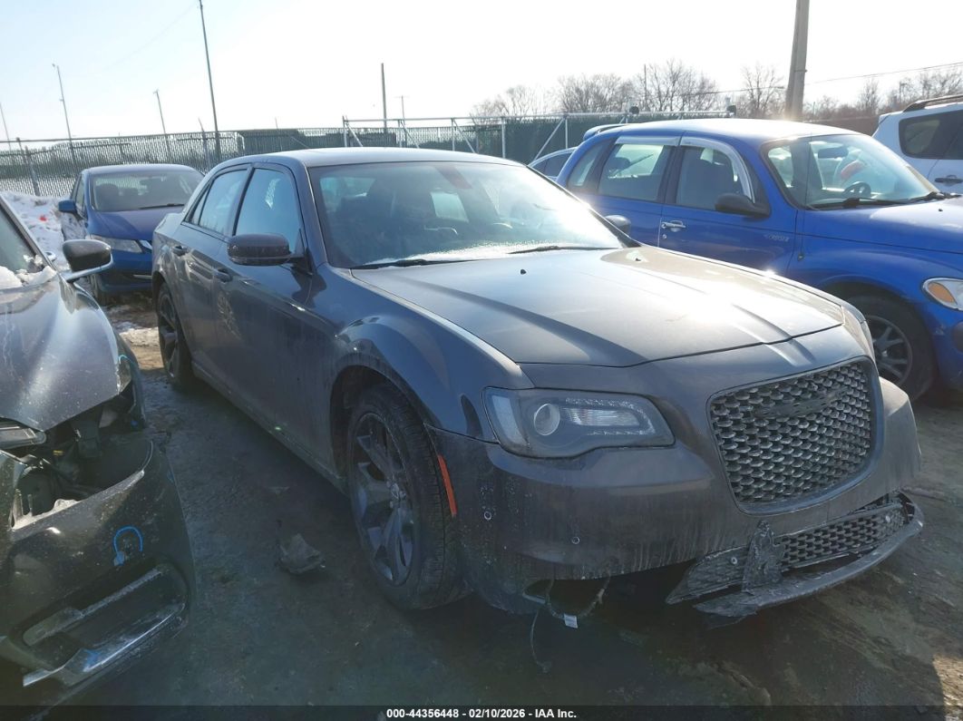 Chrysler 300 2023