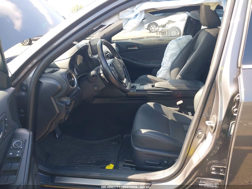 Lexus IS 300 2022