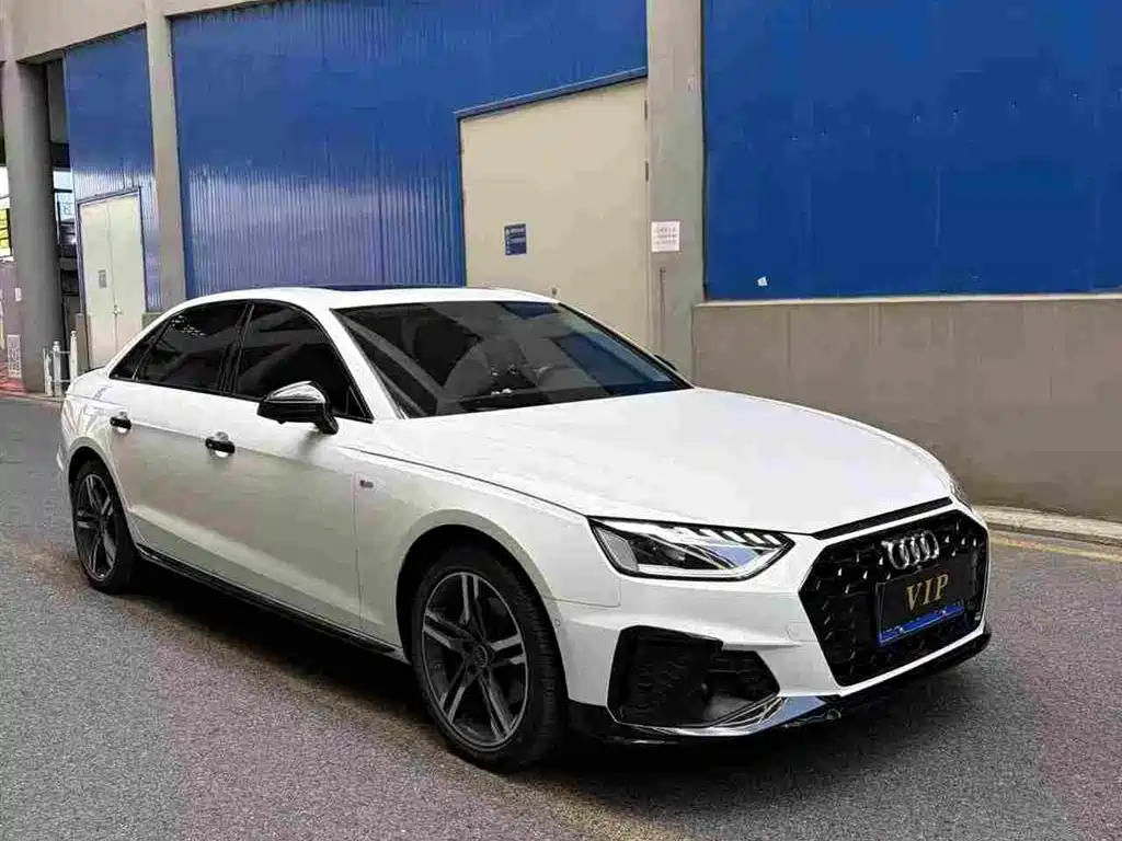 Audi A4 2023