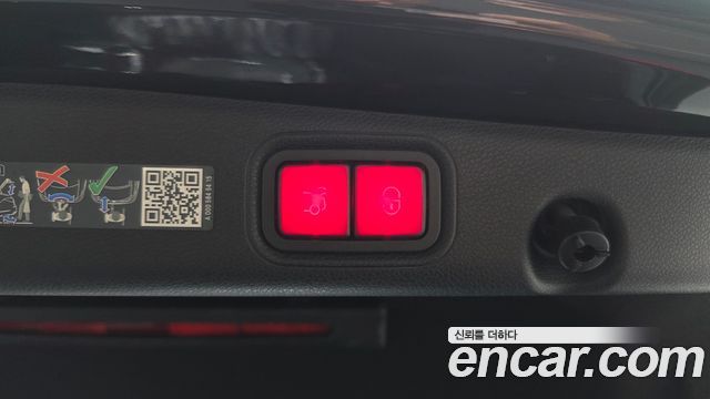 Mercedes-Benz E-Класс 2023