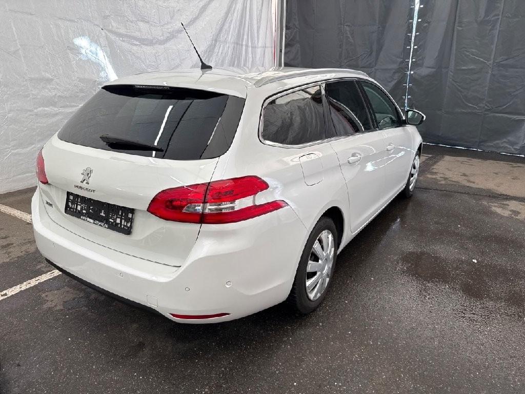Peugeot 308 2021