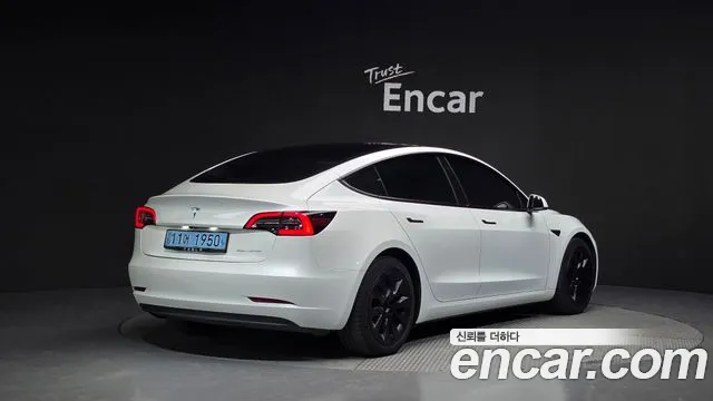 Tesla Model 3 2021