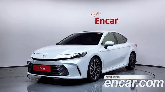 Toyota Camry 2024