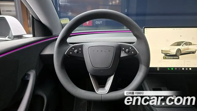Tesla Model 3 2024