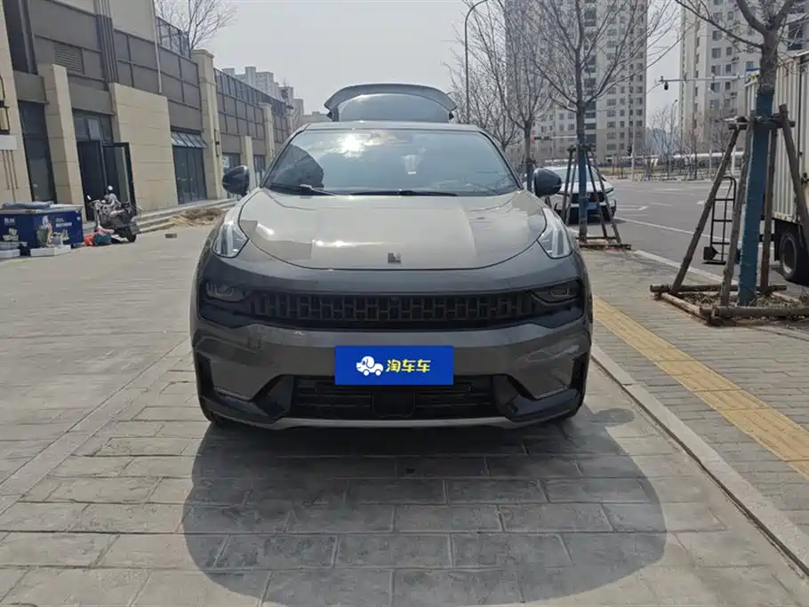 Lynk & Co 05 2022