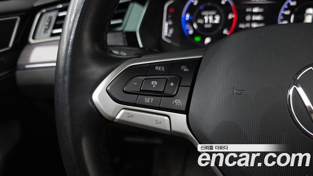 Volkswagen Passat 2022