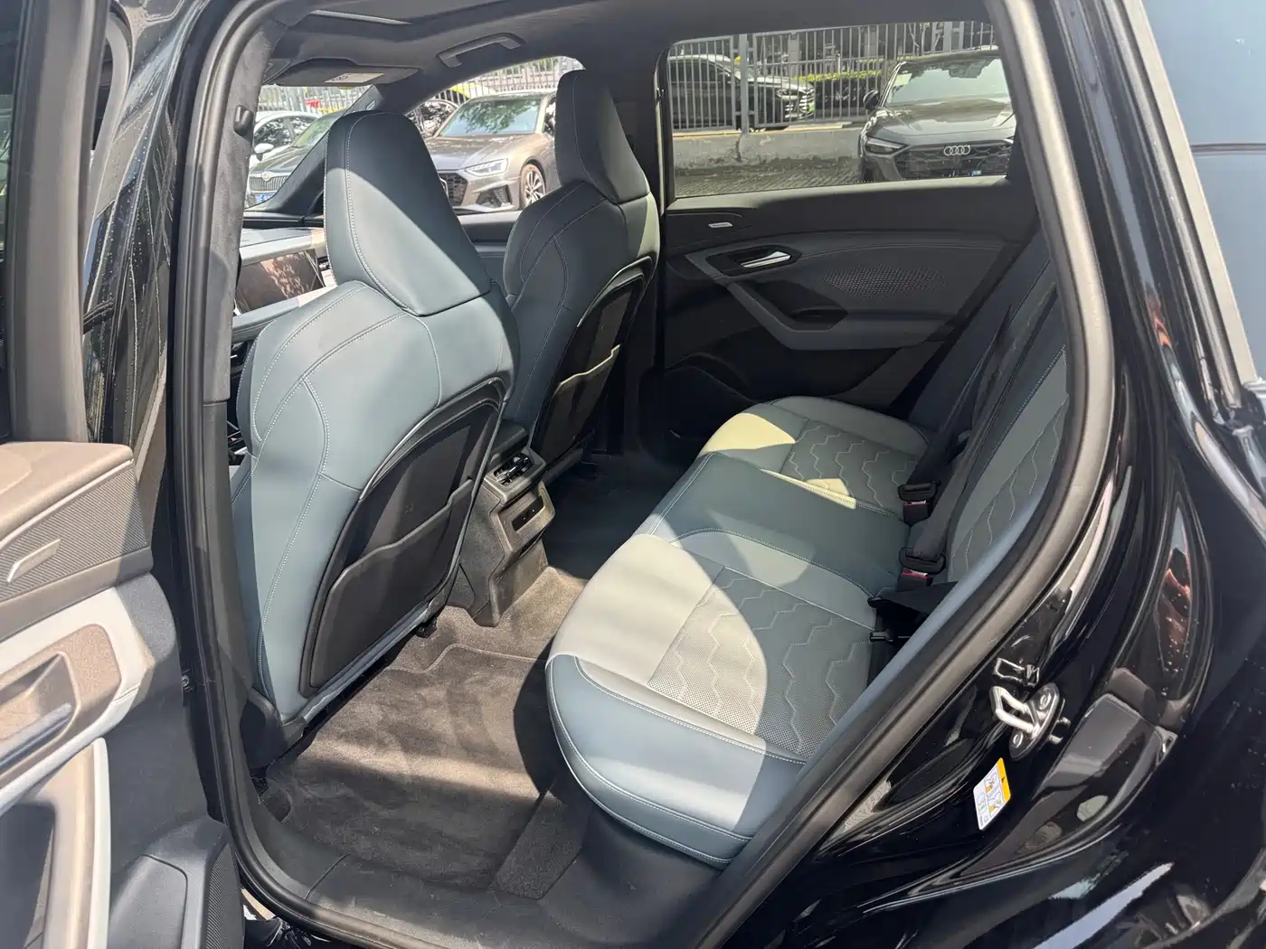 Audi e-tron 2025