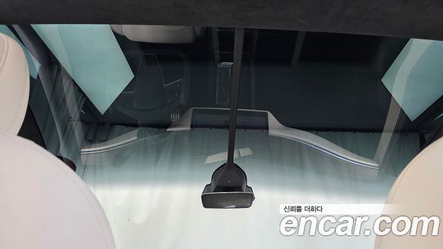 Tesla Model X 2024