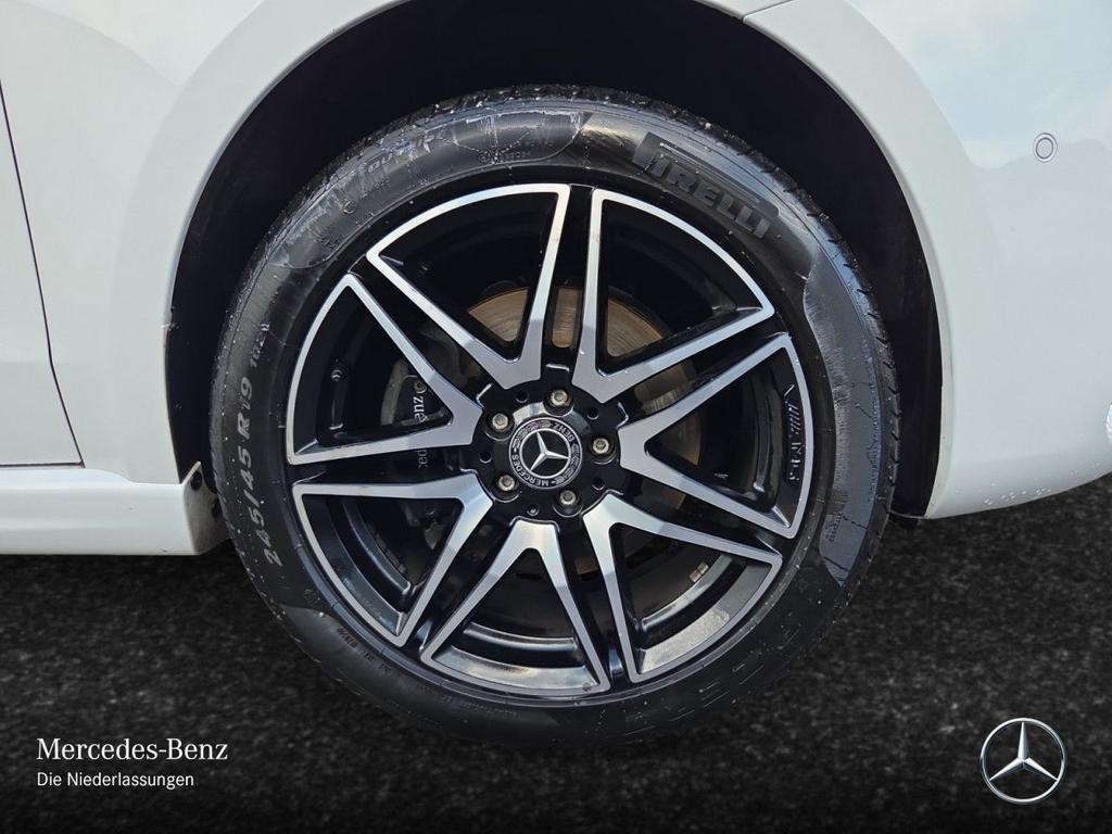 Mercedes-Benz V 300 2022