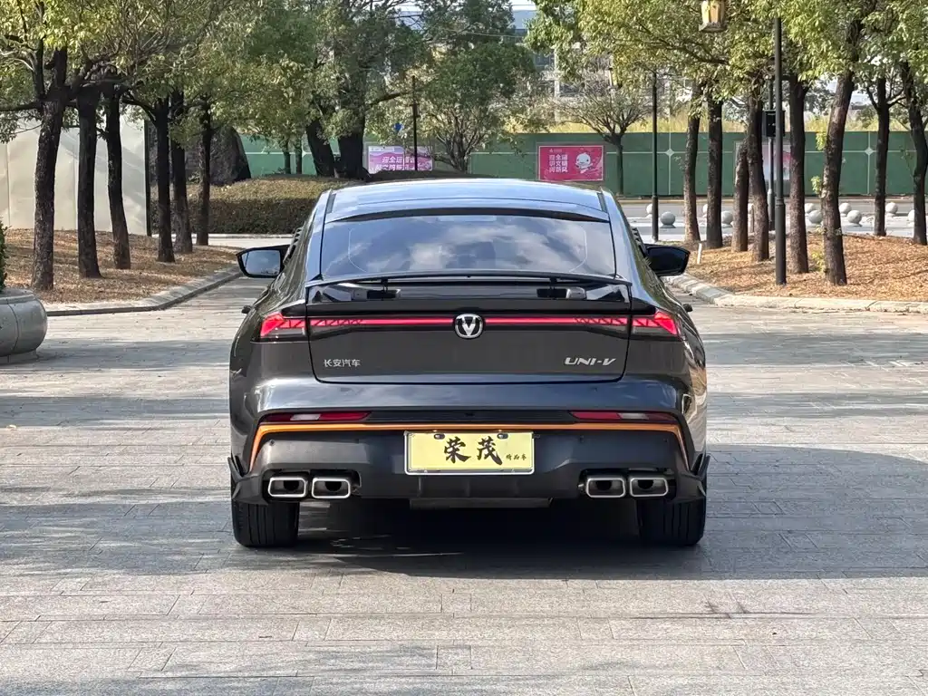 Changan UNI-V 2024