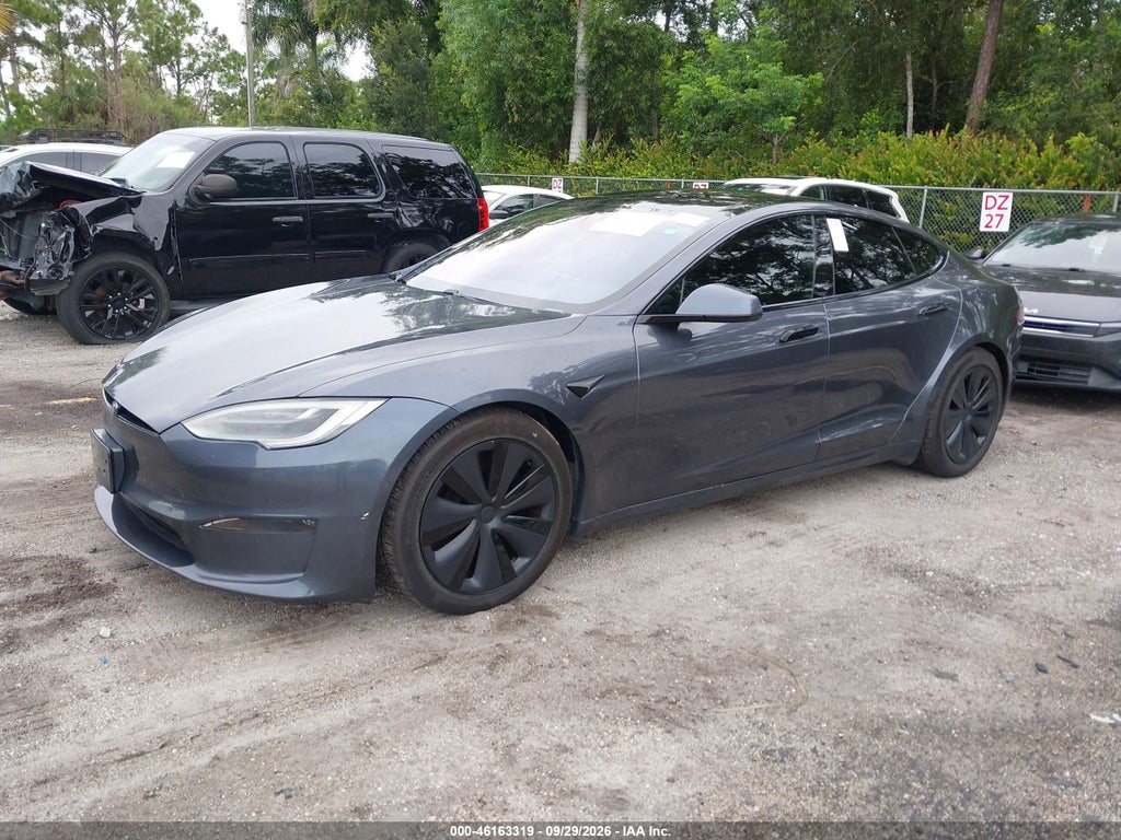 Tesla Model S 2021