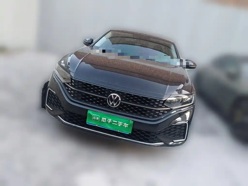 Volkswagen Passat 2022
