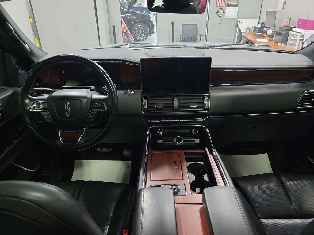 Lincoln Navigator 2022