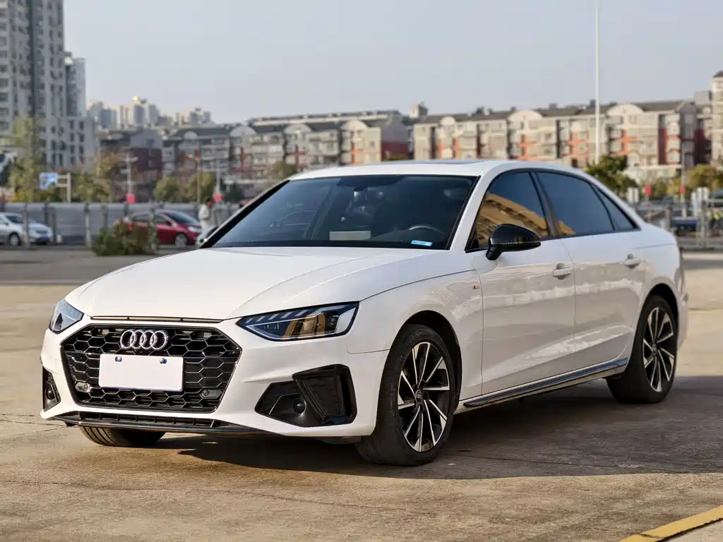 Audi A4 2023