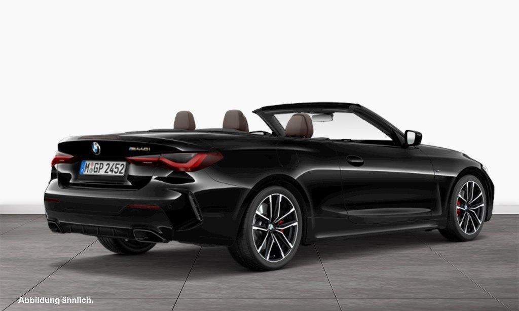 BMW M440 2023