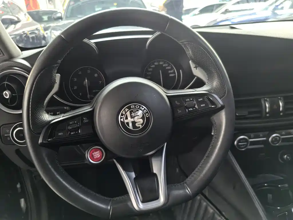 Alfa Romeo Giulia 2022