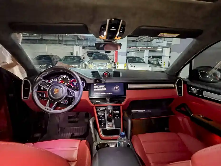 Porsche Cayenne 2023