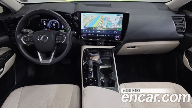 Lexus NX 2024