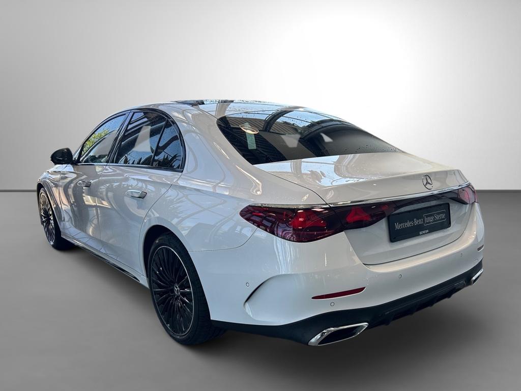 Mercedes-Benz E 220 2025