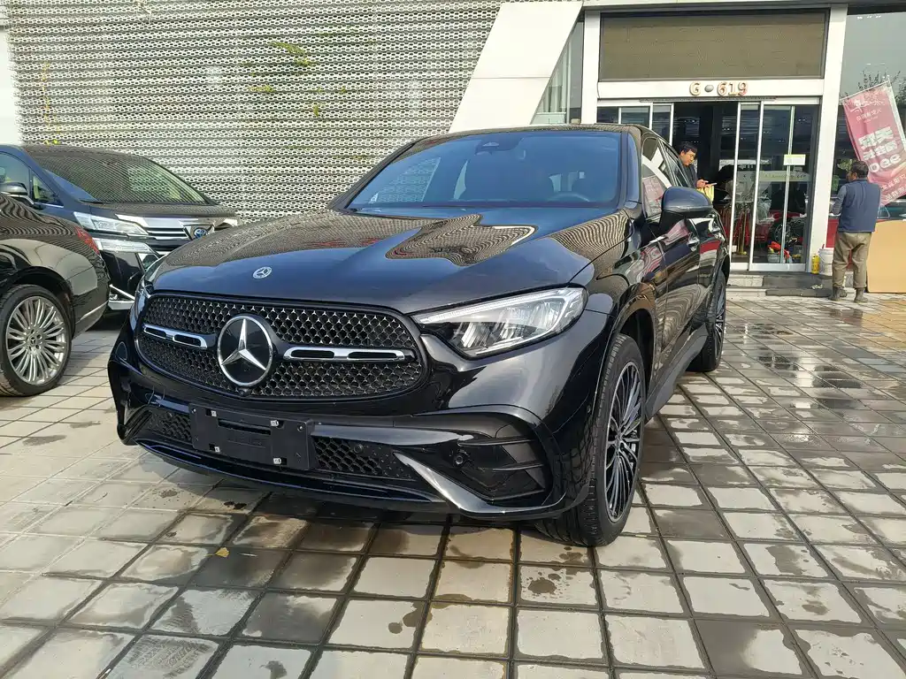 Mercedes-Benz GLC Coupe 2024