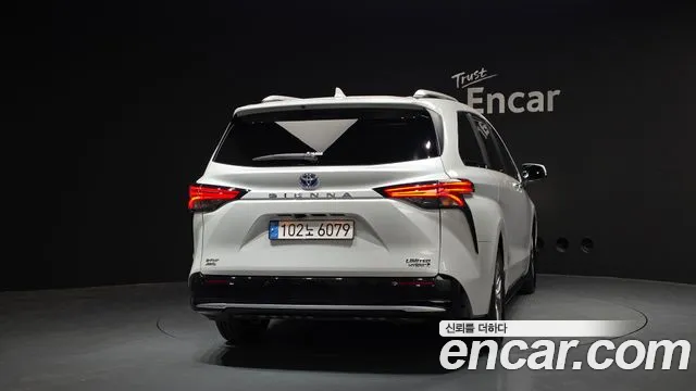 Toyota Sienna 2024
