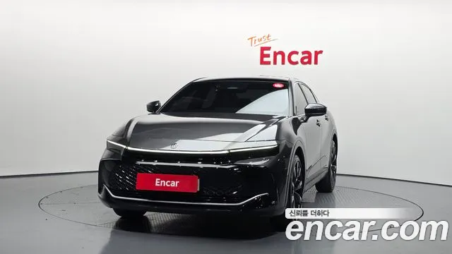 Toyota Crown 2023