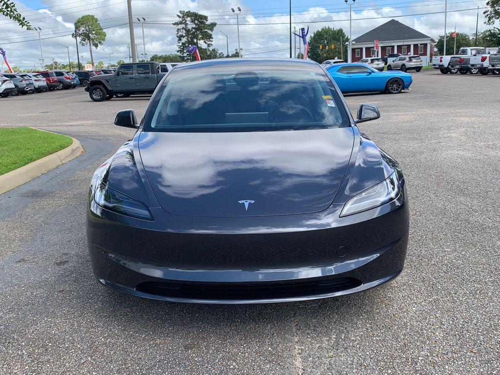 Tesla Model 3 2025