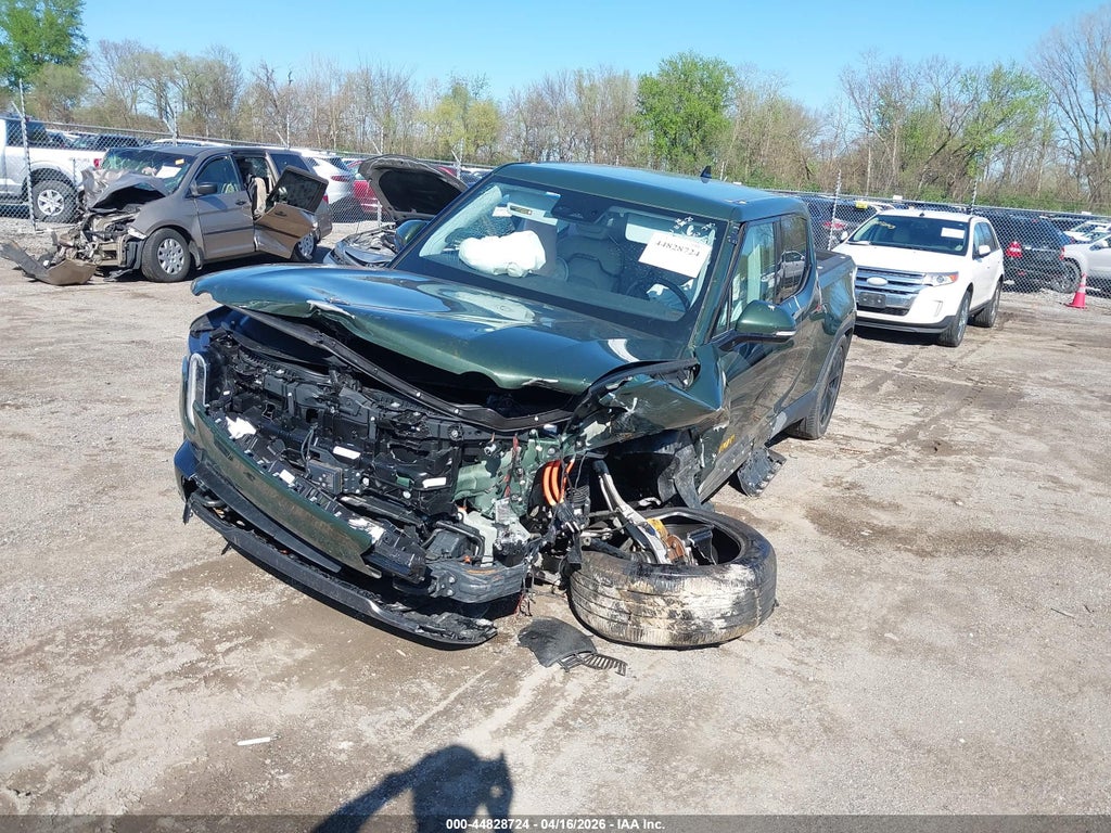 Rivian R1T 2025