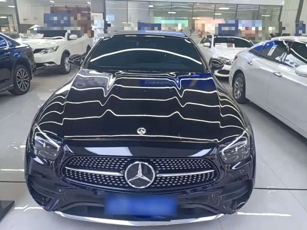 Mercedes-Benz E-Класс 2023