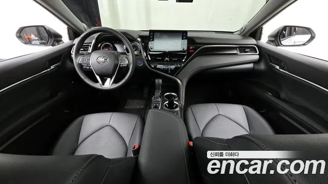 Toyota Camry 2023