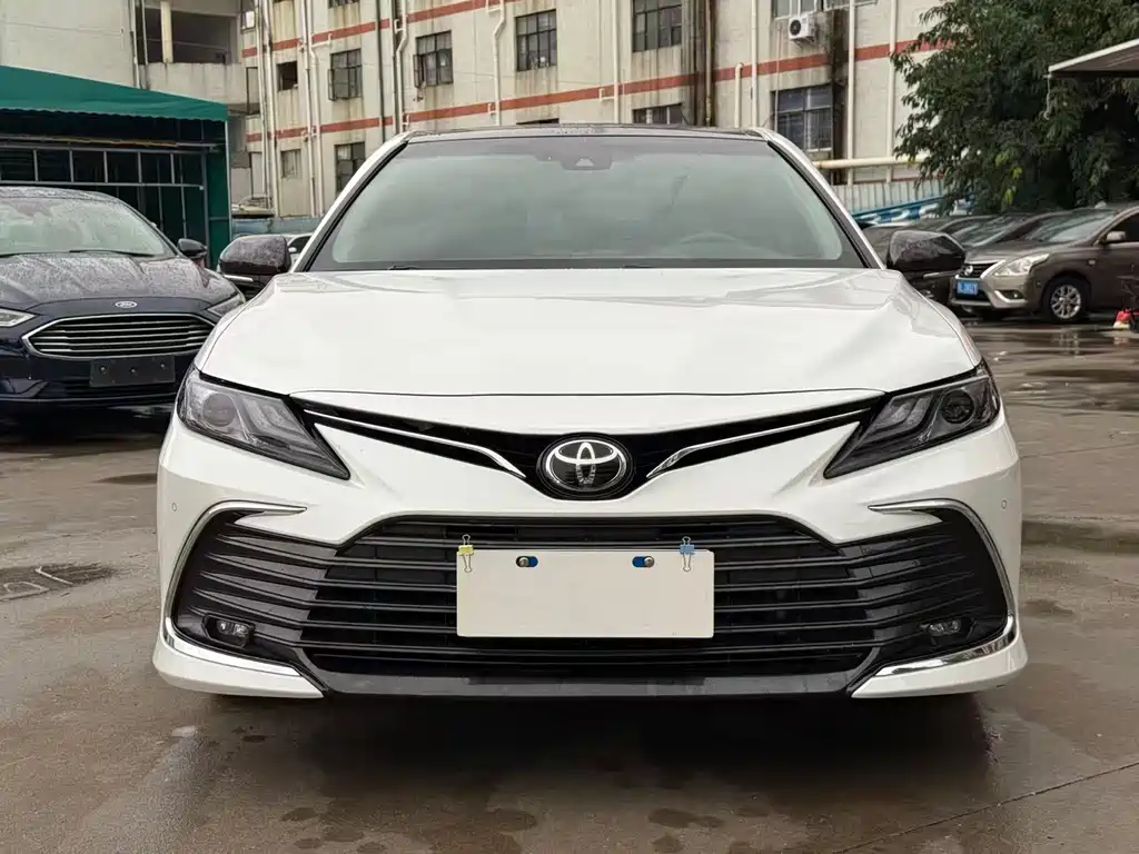 Toyota Camry 2022