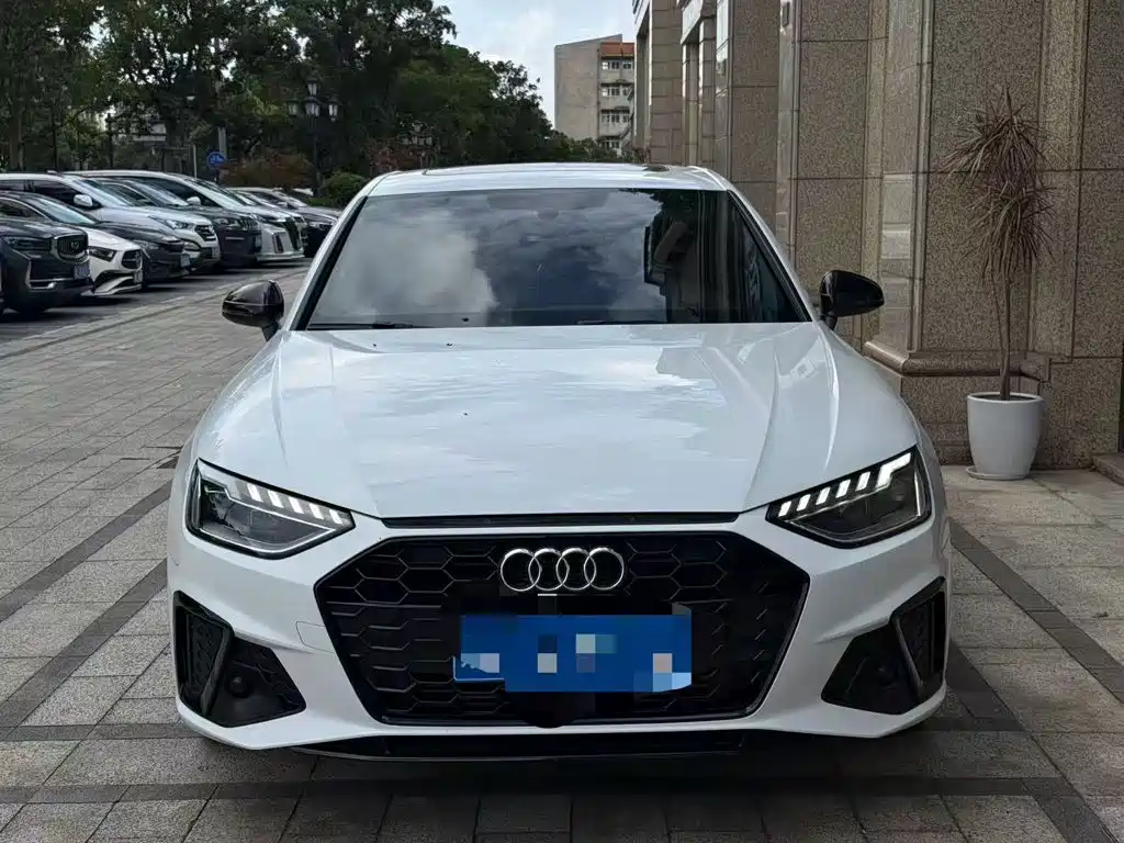 Audi A4 2024