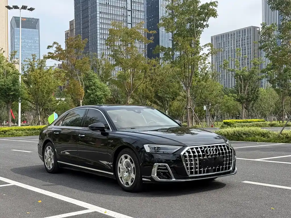 Audi A8 2022