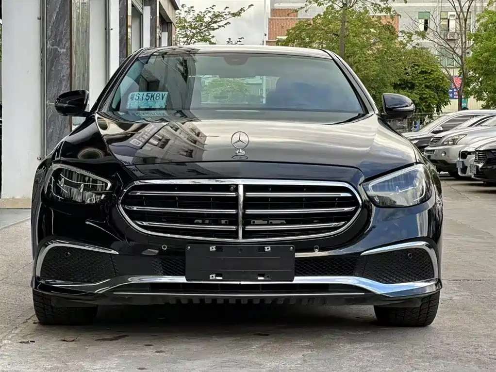 Mercedes-Benz E-Класс 2021