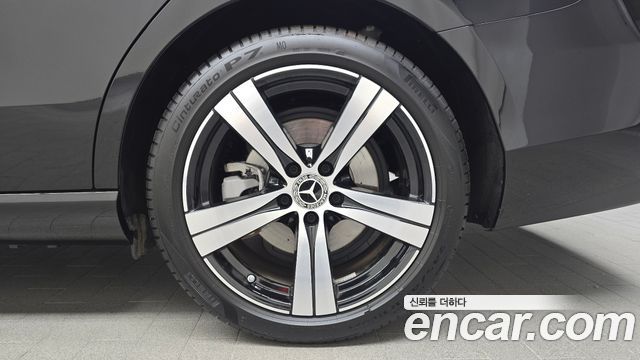 Mercedes-Benz C-Класс 2026