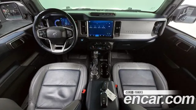 Ford Bronco 2022