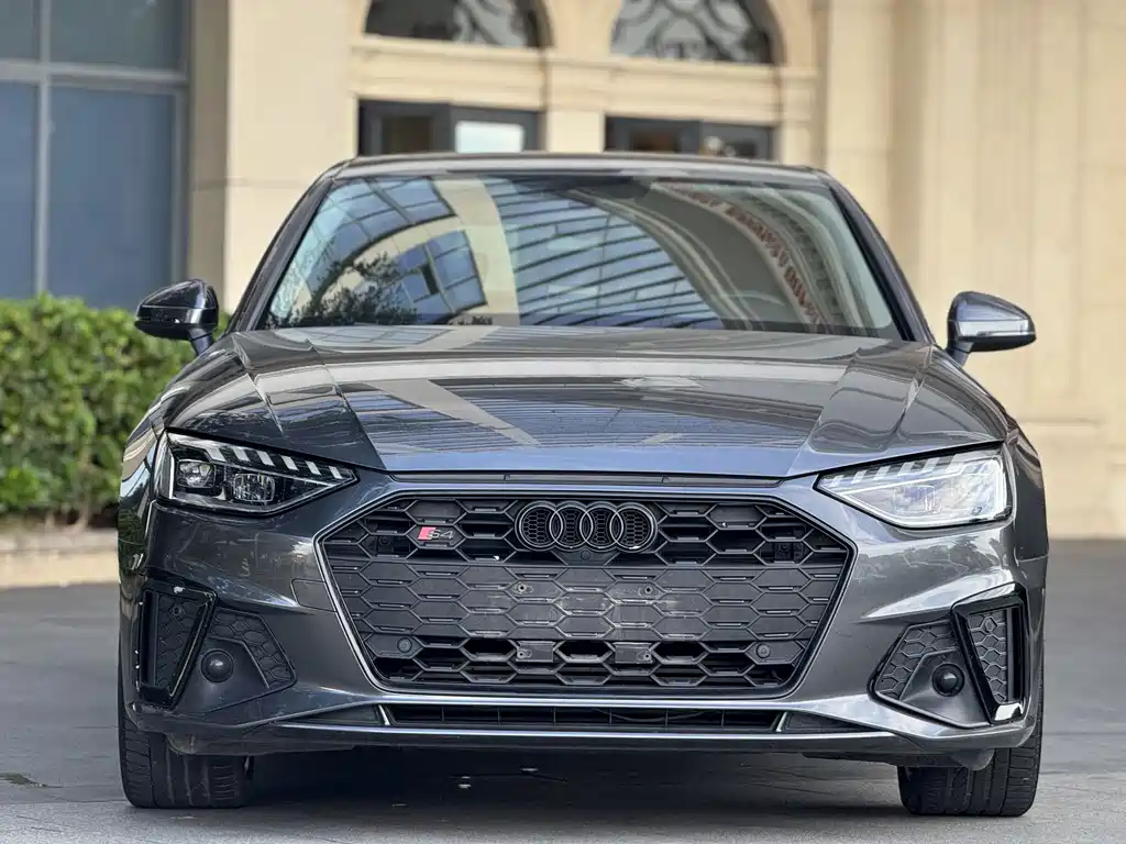 Audi A4 2021