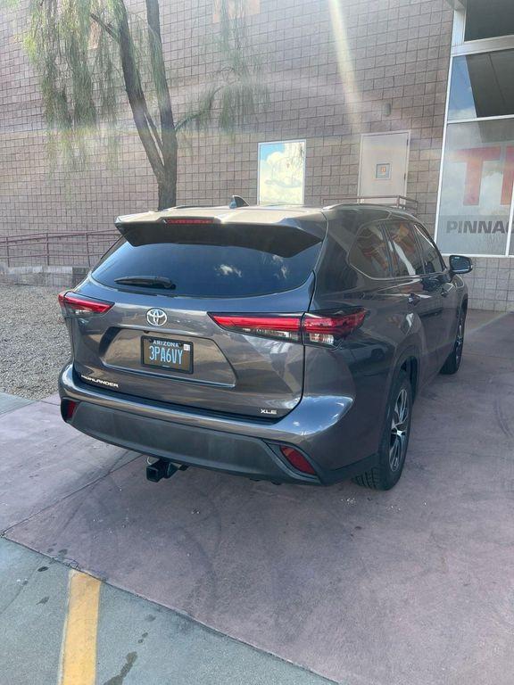Toyota Highlander 2021