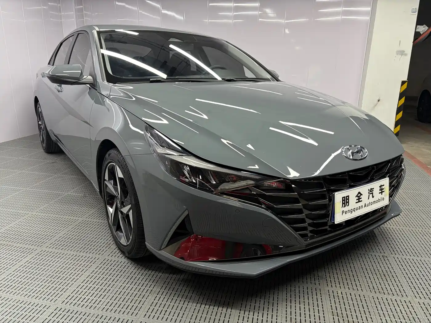 Hyundai Elantra 2022