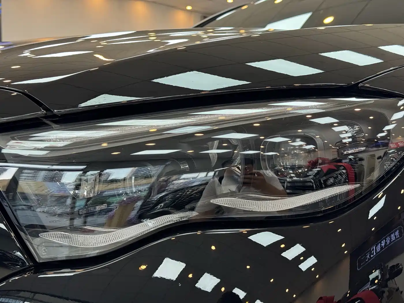Mercedes-Benz E-Класс 2025