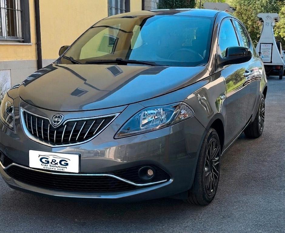 Lancia Ypsilon 2022
