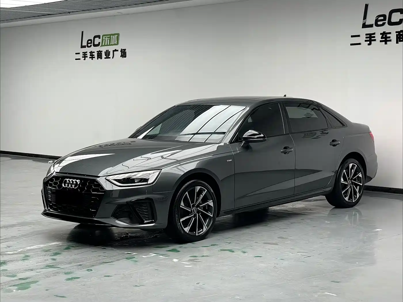 Audi A4 2023
