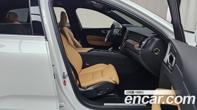 Volvo XC60 2021