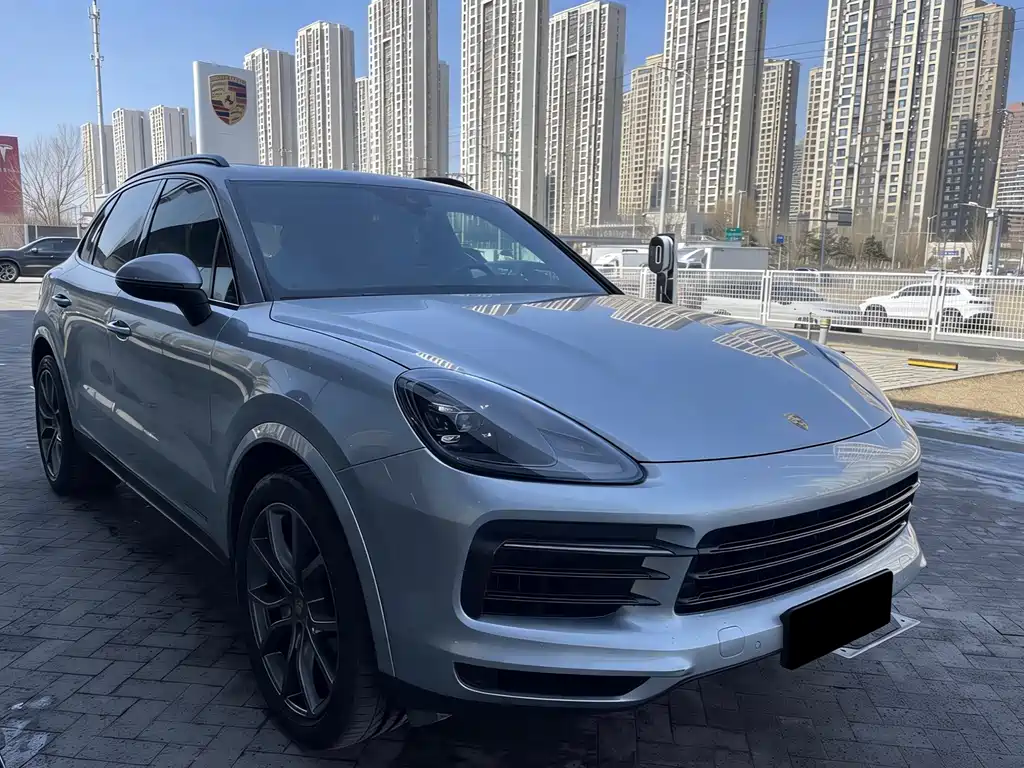 Porsche Cayenne 2023