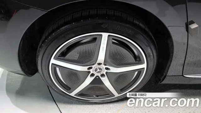 Mercedes-Benz EQE 2023