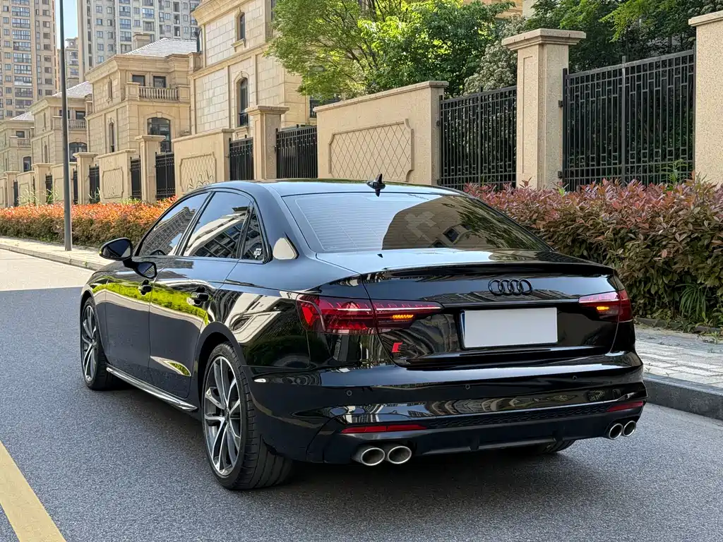 Audi S4 2021