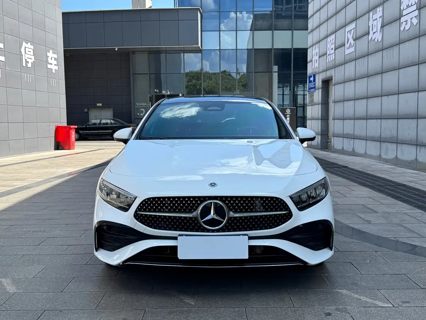 Mercedes-Benz A-Класс 2024