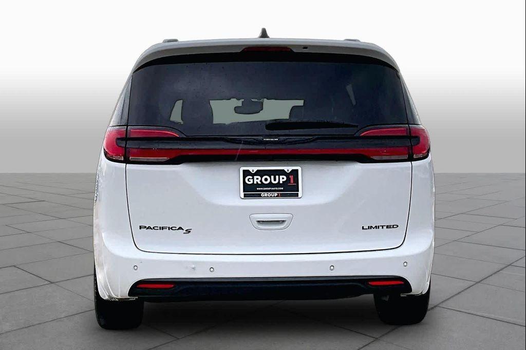 Chrysler Pacifica 2025