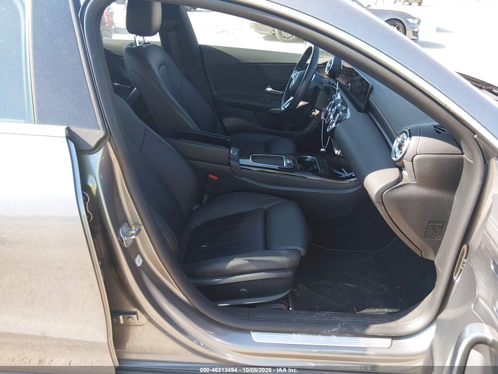 Mercedes-Benz CLA 2024