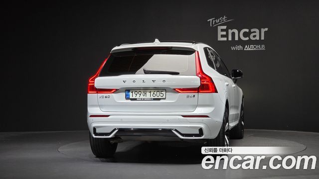 Volvo XC60 2021